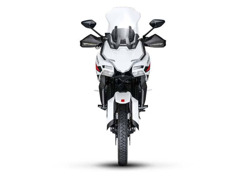 Zontes motos en Uruguay - Moto Zontes 703F blanca y roja con ópticas delanteras y presencia adventure. Zontes motos en Uruguay - Zontes 703F blanca con detalles rojos, ruedas de rayos y frente anguloso con parabrisas alto.